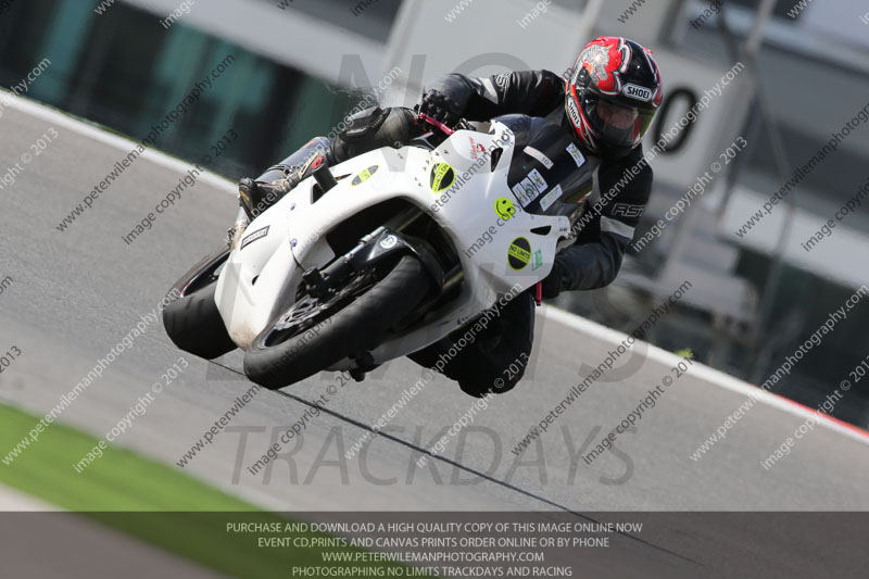 march 2010;motorbikes;no limits;peter wileman photography;portimao;portugal;trackday;trackday digital images