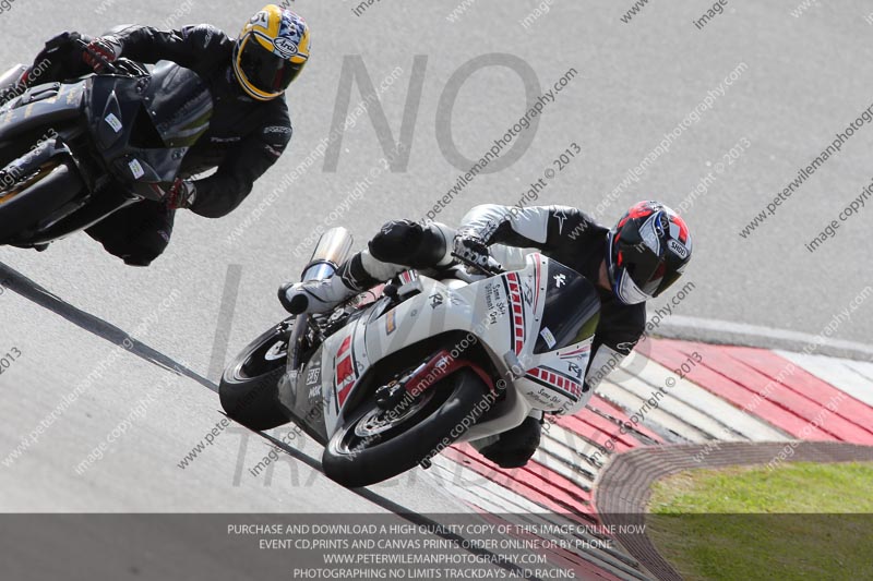 march 2010;motorbikes;no limits;peter wileman photography;portimao;portugal;trackday;trackday digital images