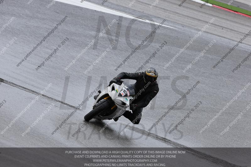 march 2010;motorbikes;no limits;peter wileman photography;portimao;portugal;trackday;trackday digital images