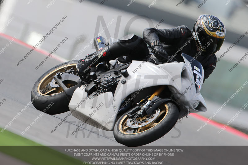 march 2010;motorbikes;no limits;peter wileman photography;portimao;portugal;trackday;trackday digital images