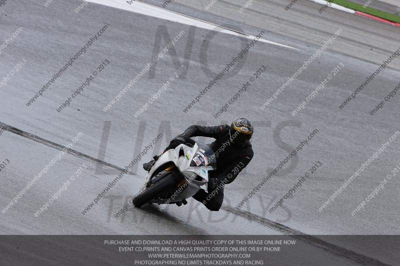 march 2010;motorbikes;no limits;peter wileman photography;portimao;portugal;trackday;trackday digital images