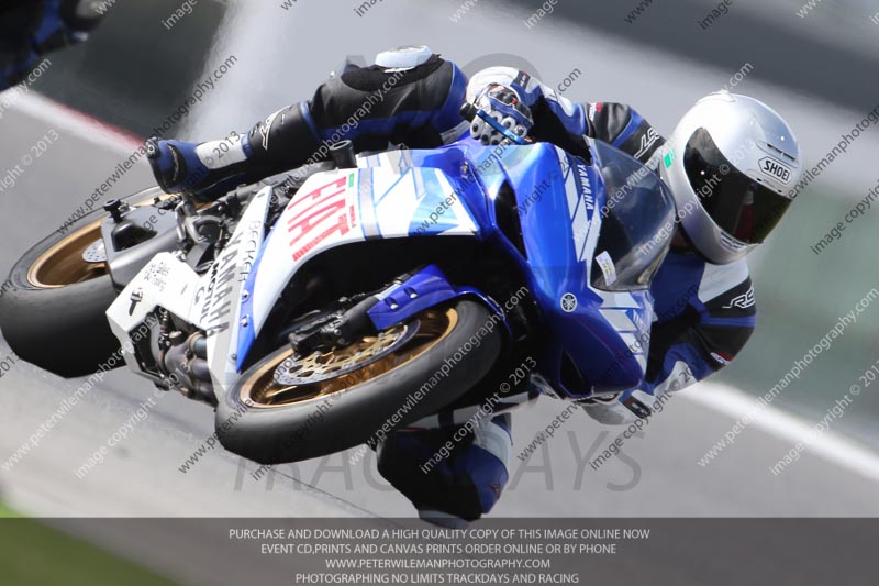 march 2010;motorbikes;no limits;peter wileman photography;portimao;portugal;trackday;trackday digital images