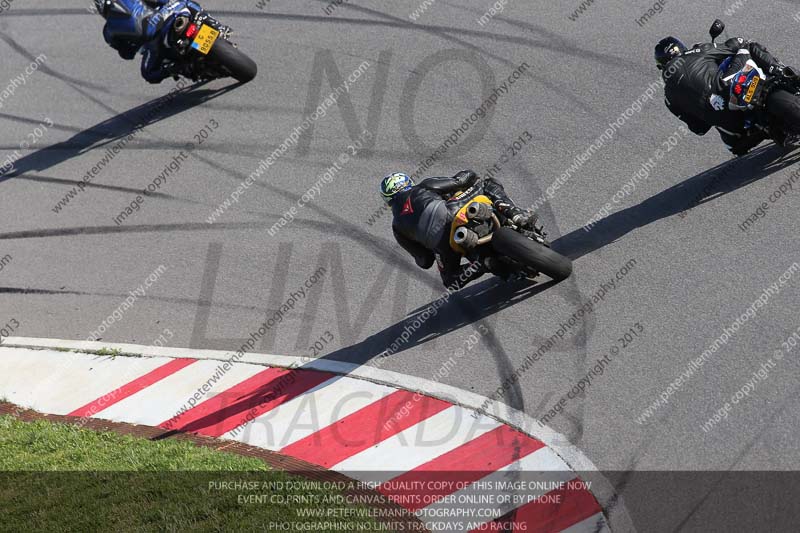 march 2010;motorbikes;no limits;peter wileman photography;portimao;portugal;trackday;trackday digital images