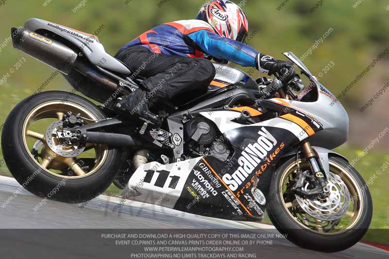 march 2010;motorbikes;no limits;peter wileman photography;portimao;portugal;trackday;trackday digital images