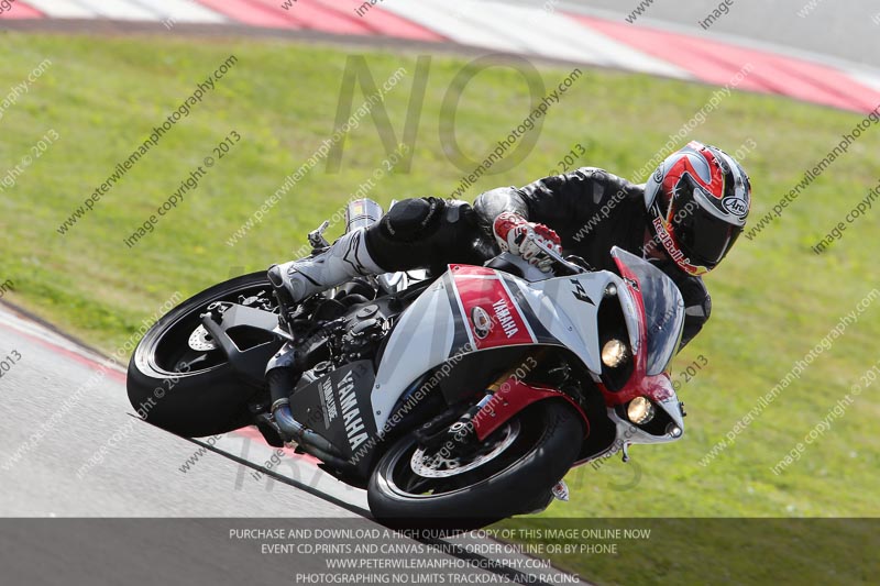 march 2010;motorbikes;no limits;peter wileman photography;portimao;portugal;trackday;trackday digital images