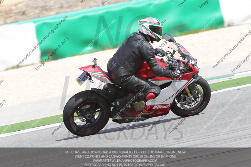 march 2010;motorbikes;no limits;peter wileman photography;portimao;portugal;trackday;trackday digital images