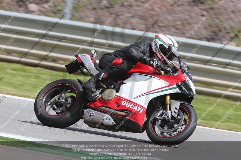 march 2010;motorbikes;no limits;peter wileman photography;portimao;portugal;trackday;trackday digital images