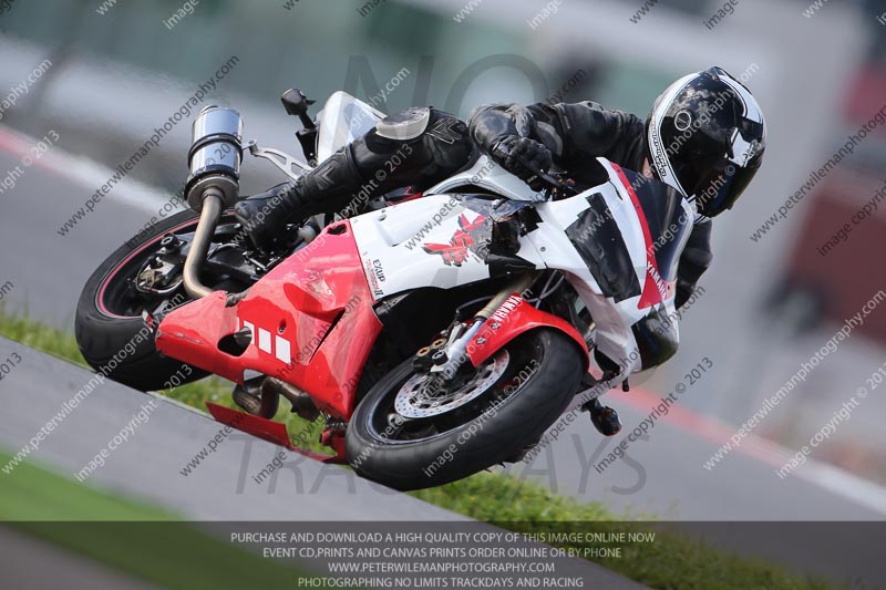 march 2010;motorbikes;no limits;peter wileman photography;portimao;portugal;trackday;trackday digital images