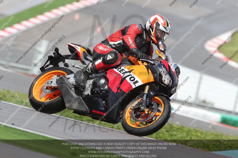 march 2010;motorbikes;no limits;peter wileman photography;portimao;portugal;trackday;trackday digital images