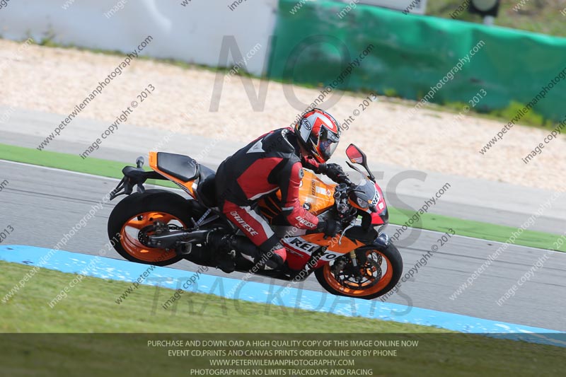 march 2010;motorbikes;no limits;peter wileman photography;portimao;portugal;trackday;trackday digital images