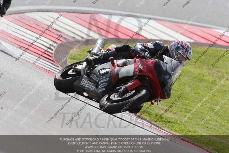 march 2010;motorbikes;no limits;peter wileman photography;portimao;portugal;trackday;trackday digital images