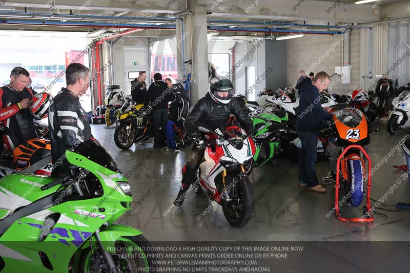 march 2010;motorbikes;no limits;peter wileman photography;portimao;portugal;trackday;trackday digital images