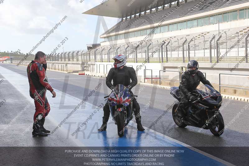 march 2010;motorbikes;no limits;peter wileman photography;portimao;portugal;trackday;trackday digital images