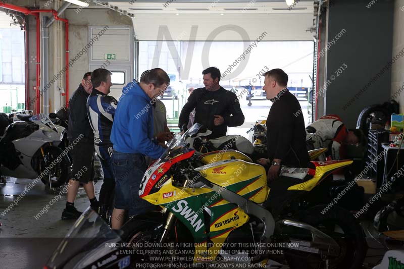 march 2010;motorbikes;no limits;peter wileman photography;portimao;portugal;trackday;trackday digital images