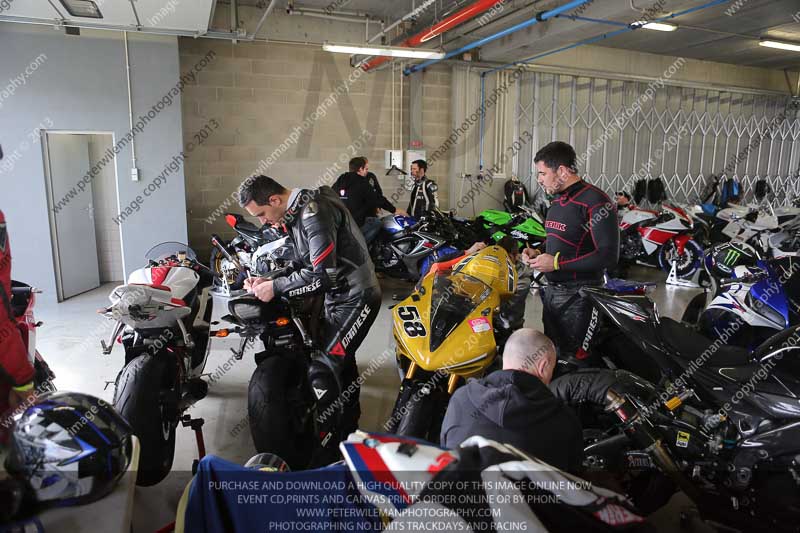 march 2010;motorbikes;no limits;peter wileman photography;portimao;portugal;trackday;trackday digital images