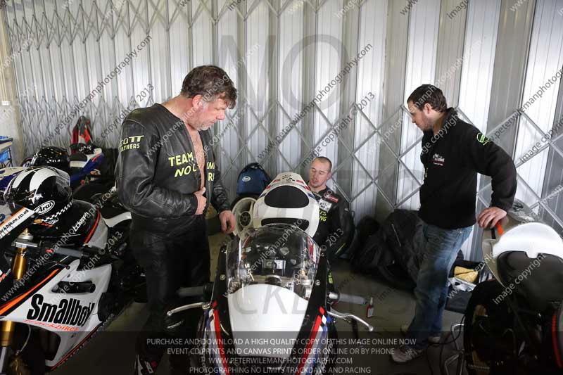 march 2010;motorbikes;no limits;peter wileman photography;portimao;portugal;trackday;trackday digital images