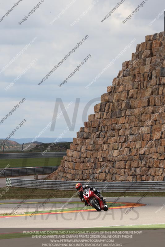 aragon;motorbikes;no limits;peter wileman photography;spain;trackday;trackday digital images