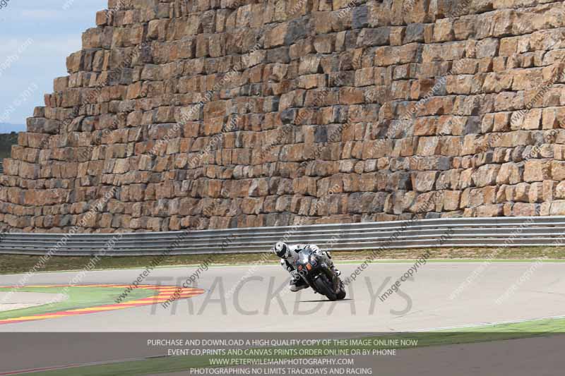 aragon;motorbikes;no limits;peter wileman photography;spain;trackday;trackday digital images