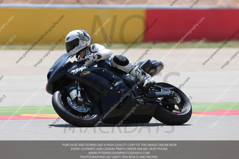 aragon;motorbikes;no limits;peter wileman photography;spain;trackday;trackday digital images