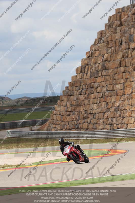 aragon;motorbikes;no limits;peter wileman photography;spain;trackday;trackday digital images