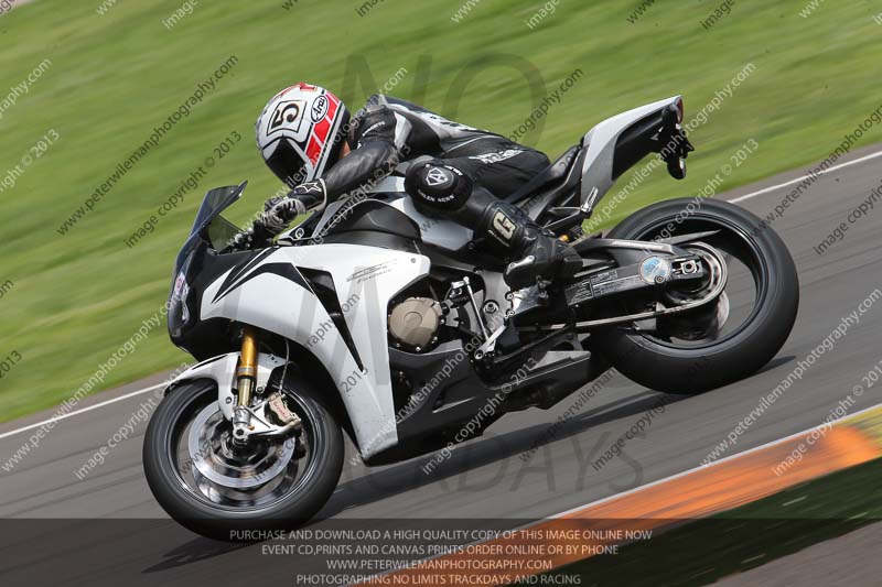 may 2013;motorbikes;no limits;peter wileman photography;portugal;trackday digital images;valencia