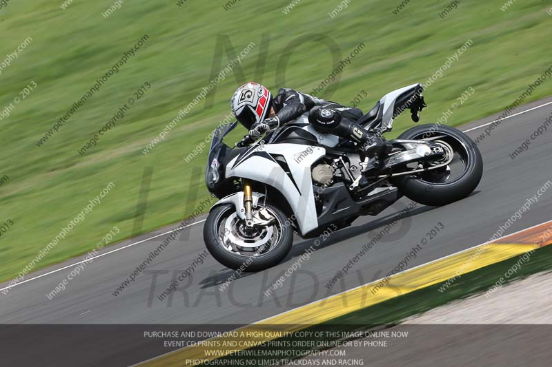 may 2013;motorbikes;no limits;peter wileman photography;portugal;trackday digital images;valencia