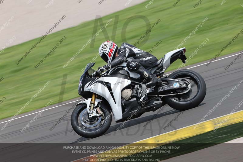 may 2013;motorbikes;no limits;peter wileman photography;portugal;trackday digital images;valencia