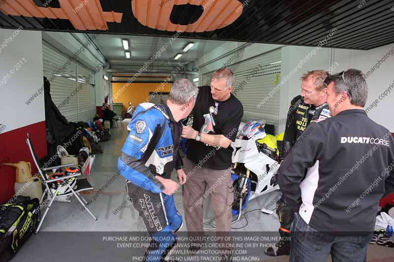 may 2013;motorbikes;no limits;peter wileman photography;portugal;trackday digital images;valencia