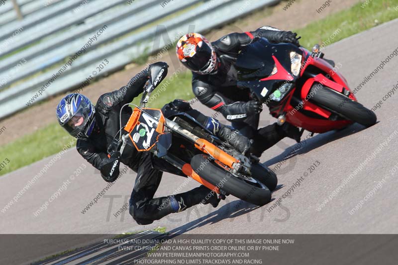 Rockingham no limits trackday;enduro digital images;event digital images;eventdigitalimages;no limits trackdays;peter wileman photography;racing digital images;rockingham raceway northamptonshire;rockingham trackday photographs;trackday digital images;trackday photos