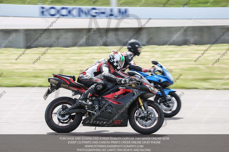 Rockingham no limits trackday;enduro digital images;event digital images;eventdigitalimages;no limits trackdays;peter wileman photography;racing digital images;rockingham raceway northamptonshire;rockingham trackday photographs;trackday digital images;trackday photos