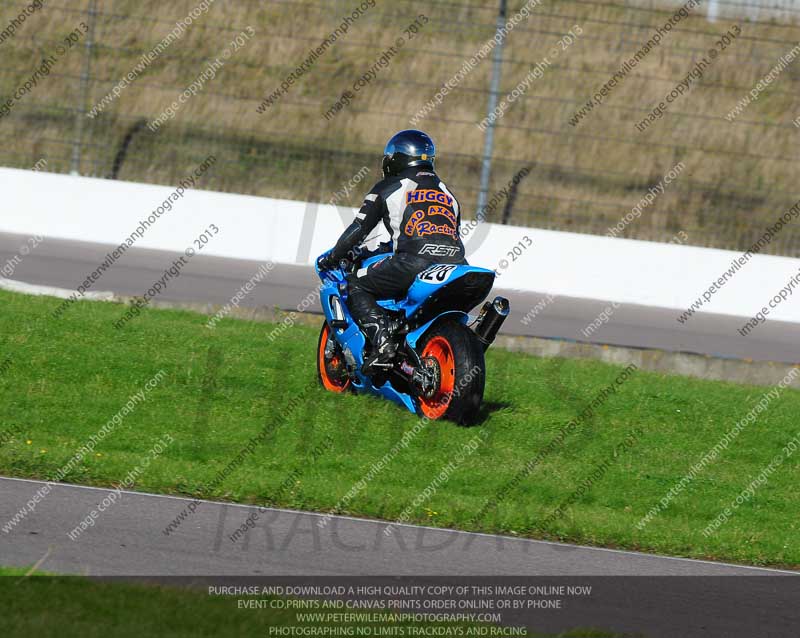 Rockingham no limits trackday;enduro digital images;event digital images;eventdigitalimages;no limits trackdays;peter wileman photography;racing digital images;rockingham raceway northamptonshire;rockingham trackday photographs;trackday digital images;trackday photos