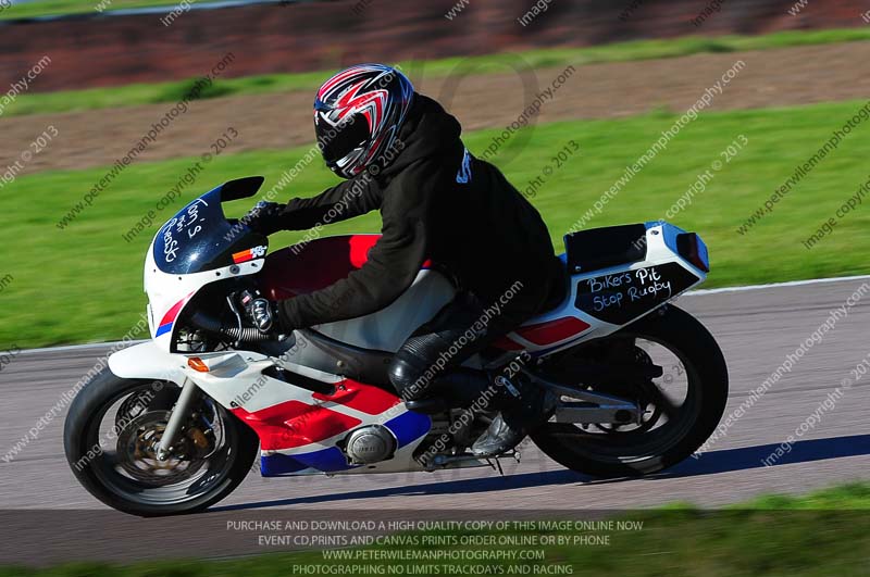 Rockingham no limits trackday;enduro digital images;event digital images;eventdigitalimages;no limits trackdays;peter wileman photography;racing digital images;rockingham raceway northamptonshire;rockingham trackday photographs;trackday digital images;trackday photos