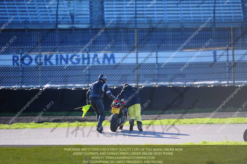 Rockingham no limits trackday;enduro digital images;event digital images;eventdigitalimages;no limits trackdays;peter wileman photography;racing digital images;rockingham raceway northamptonshire;rockingham trackday photographs;trackday digital images;trackday photos