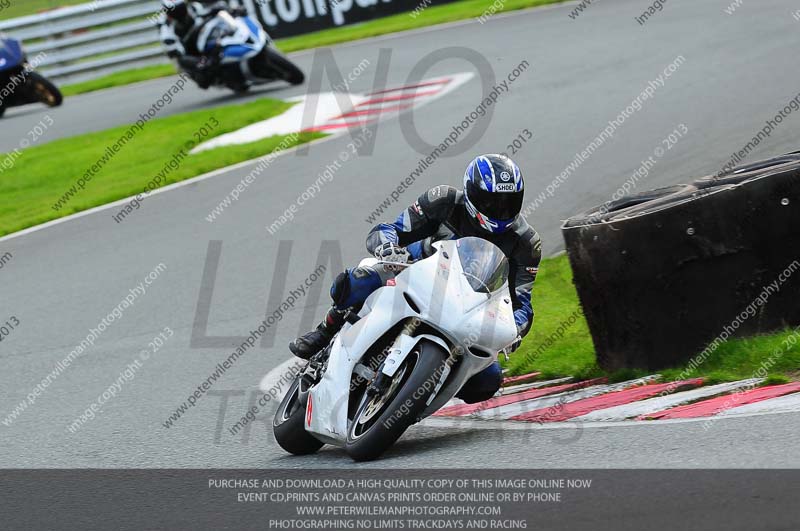 enduro digital images;event digital images;eventdigitalimages;no limits trackdays;oulton no limits trackday;oulton park cheshire;oulton trackday photographs;peter wileman photography;racing digital images;trackday digital images;trackday photos