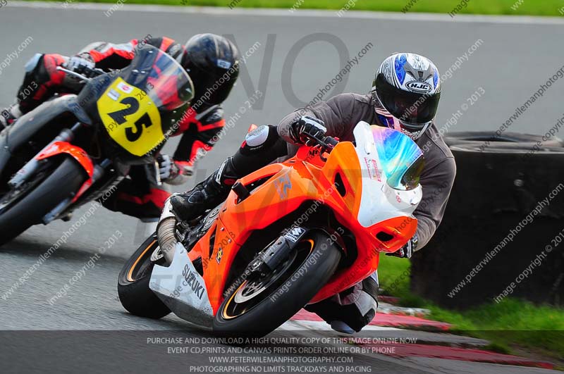 enduro digital images;event digital images;eventdigitalimages;no limits trackdays;oulton no limits trackday;oulton park cheshire;oulton trackday photographs;peter wileman photography;racing digital images;trackday digital images;trackday photos