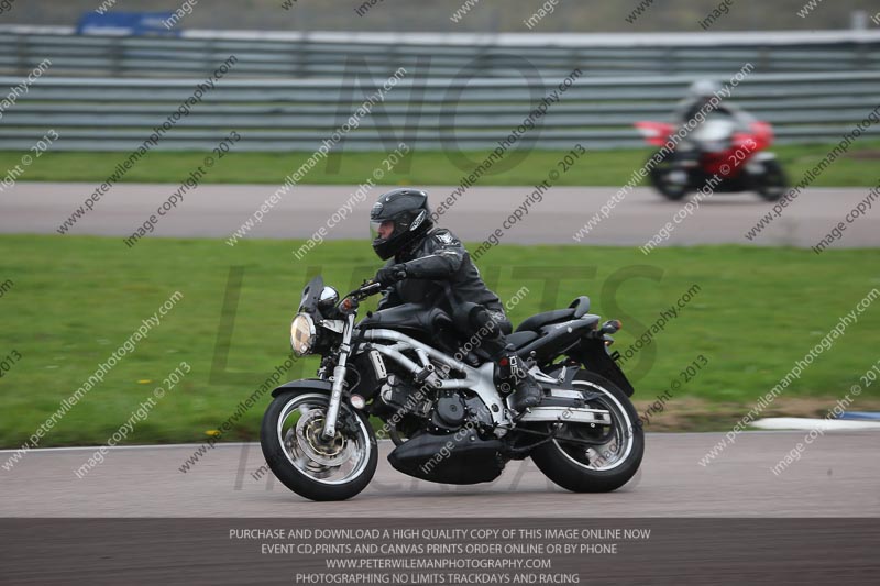 Rockingham no limits trackday;enduro digital images;event digital images;eventdigitalimages;no limits trackdays;peter wileman photography;racing digital images;rockingham raceway northamptonshire;rockingham trackday photographs;trackday digital images;trackday photos