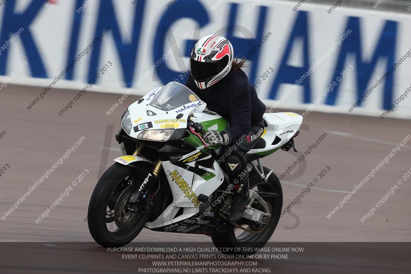 Rockingham no limits trackday;enduro digital images;event digital images;eventdigitalimages;no limits trackdays;peter wileman photography;racing digital images;rockingham raceway northamptonshire;rockingham trackday photographs;trackday digital images;trackday photos