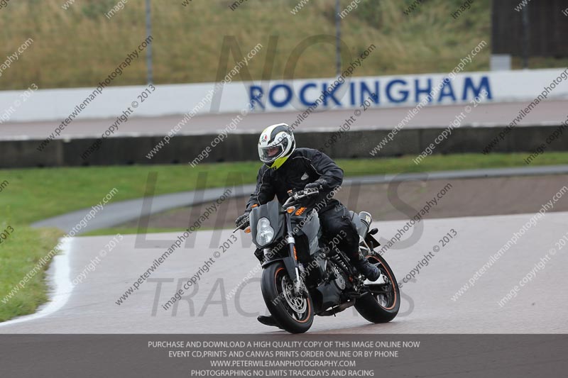 Rockingham no limits trackday;enduro digital images;event digital images;eventdigitalimages;no limits trackdays;peter wileman photography;racing digital images;rockingham raceway northamptonshire;rockingham trackday photographs;trackday digital images;trackday photos