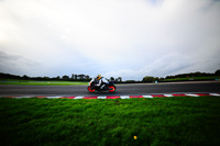 enduro-digital-images;event-digital-images;eventdigitalimages;no-limits-trackdays;oulton-no-limits-trackday;oulton-park-cheshire;oulton-trackday-photographs;peter-wileman-photography;racing-digital-images;trackday-digital-images;trackday-photos