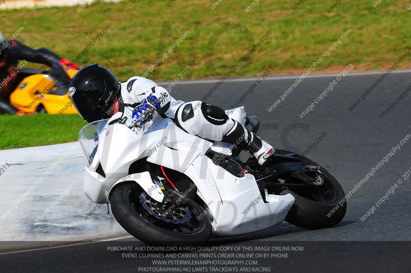 anglesey;brands hatch;cadwell park;croft;donington park;enduro digital images;event digital images;eventdigitalimages;mallory;no limits;oulton park;peter wileman photography;racing digital images;silverstone;snetterton;trackday digital images;trackday photos;vmcc banbury run;welsh 2 day enduro