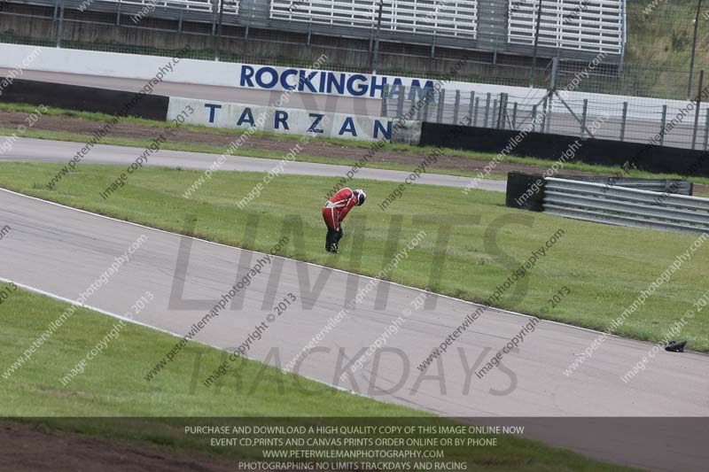 Rockingham no limits trackday;enduro digital images;event digital images;eventdigitalimages;no limits trackdays;peter wileman photography;racing digital images;rockingham raceway northamptonshire;rockingham trackday photographs;trackday digital images;trackday photos