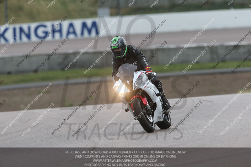 Rockingham no limits trackday;enduro digital images;event digital images;eventdigitalimages;no limits trackdays;peter wileman photography;racing digital images;rockingham raceway northamptonshire;rockingham trackday photographs;trackday digital images;trackday photos