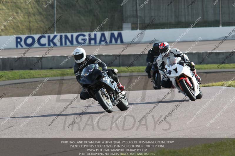 Rockingham no limits trackday;enduro digital images;event digital images;eventdigitalimages;no limits trackdays;peter wileman photography;racing digital images;rockingham raceway northamptonshire;rockingham trackday photographs;trackday digital images;trackday photos