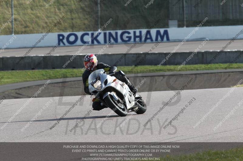 Rockingham no limits trackday;enduro digital images;event digital images;eventdigitalimages;no limits trackdays;peter wileman photography;racing digital images;rockingham raceway northamptonshire;rockingham trackday photographs;trackday digital images;trackday photos