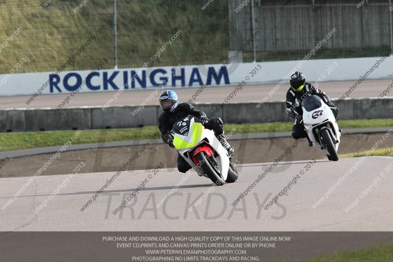 Rockingham no limits trackday;enduro digital images;event digital images;eventdigitalimages;no limits trackdays;peter wileman photography;racing digital images;rockingham raceway northamptonshire;rockingham trackday photographs;trackday digital images;trackday photos