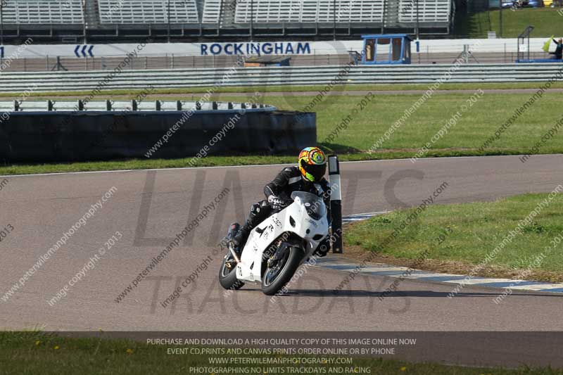 Rockingham no limits trackday;enduro digital images;event digital images;eventdigitalimages;no limits trackdays;peter wileman photography;racing digital images;rockingham raceway northamptonshire;rockingham trackday photographs;trackday digital images;trackday photos