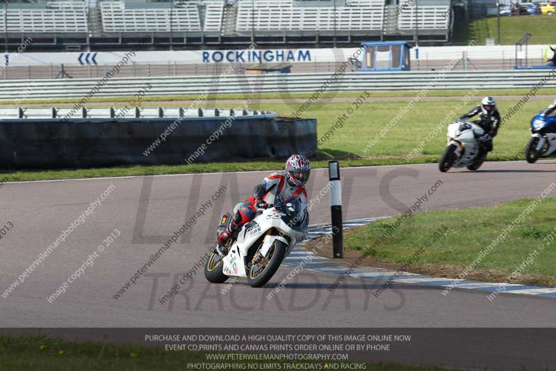 Rockingham no limits trackday;enduro digital images;event digital images;eventdigitalimages;no limits trackdays;peter wileman photography;racing digital images;rockingham raceway northamptonshire;rockingham trackday photographs;trackday digital images;trackday photos