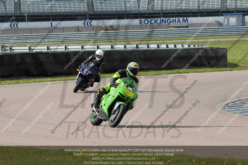 Rockingham no limits trackday;enduro digital images;event digital images;eventdigitalimages;no limits trackdays;peter wileman photography;racing digital images;rockingham raceway northamptonshire;rockingham trackday photographs;trackday digital images;trackday photos