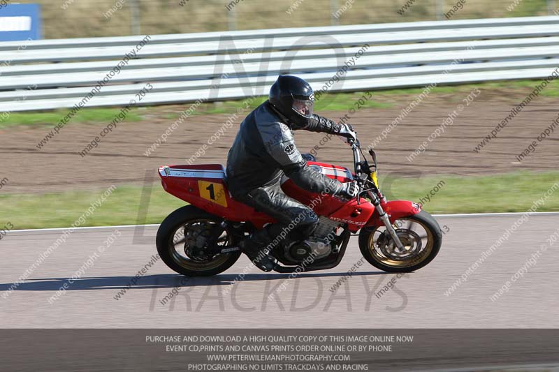 Rockingham no limits trackday;enduro digital images;event digital images;eventdigitalimages;no limits trackdays;peter wileman photography;racing digital images;rockingham raceway northamptonshire;rockingham trackday photographs;trackday digital images;trackday photos