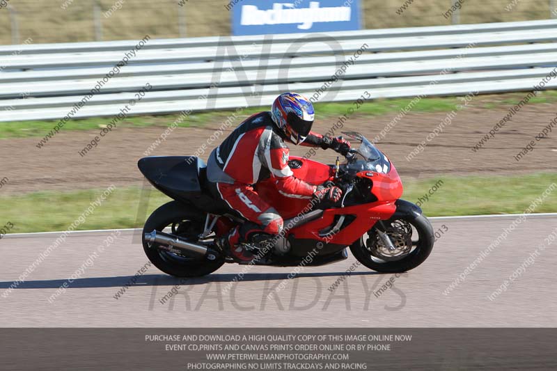 Rockingham no limits trackday;enduro digital images;event digital images;eventdigitalimages;no limits trackdays;peter wileman photography;racing digital images;rockingham raceway northamptonshire;rockingham trackday photographs;trackday digital images;trackday photos